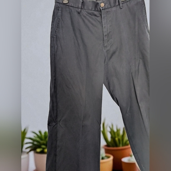 Dockers Men's Black Chinos Size 34x32 (EUC) - Picture 3 of 13